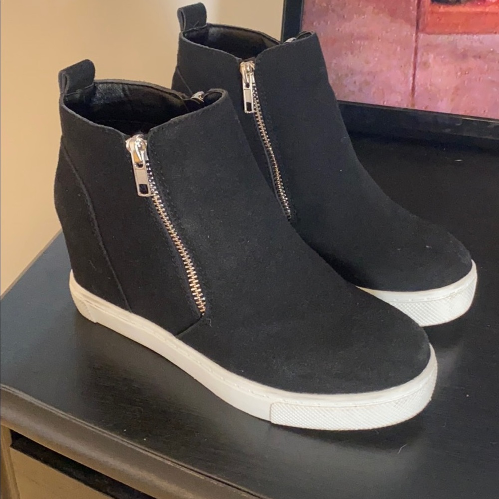 Wedge booties